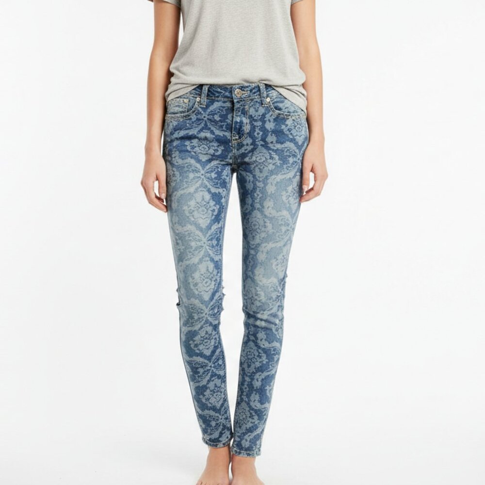 Grace in LA Skinny Jeans Women’s 27 Medium Wash Blue Paisley Y2K Embellished
